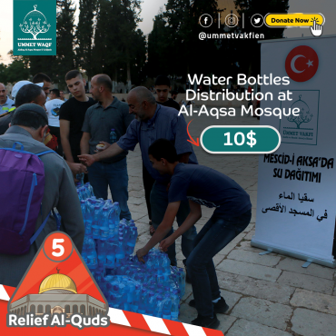 Water Bottles Distribution at Al-Aqsa Mosque